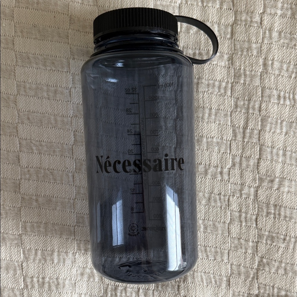 Nécessaire The Nalgene Sustain Water Bottle (32oz)